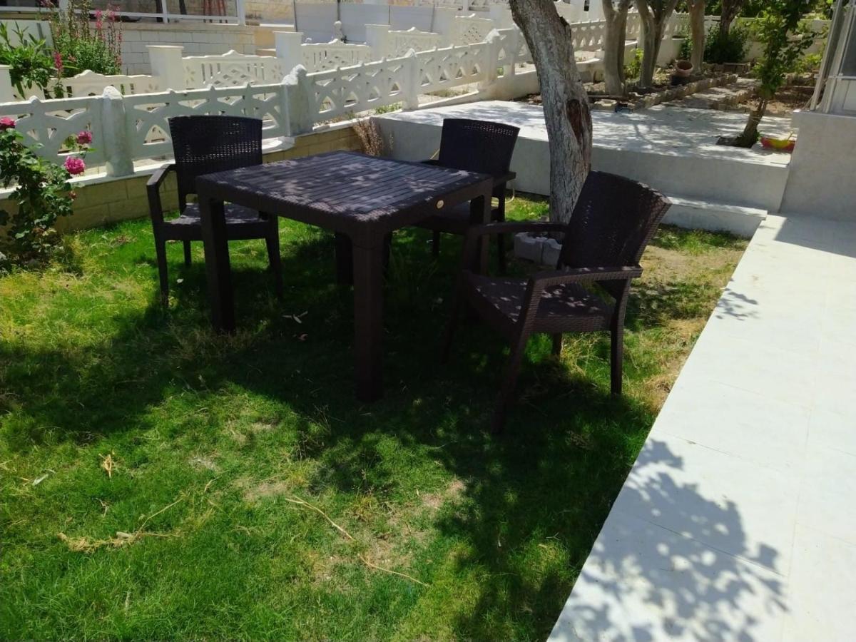 Cesme Burcu Sitesi Yaman Villa Luaran gambar