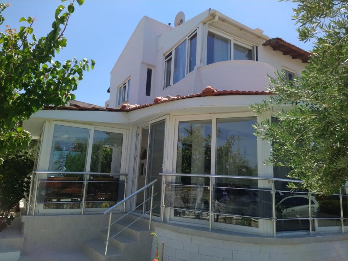 Cesme Burcu Sitesi Yaman Villa Luaran gambar