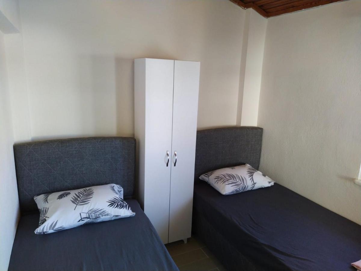 Cesme Burcu Sitesi Yaman Villa Luaran gambar