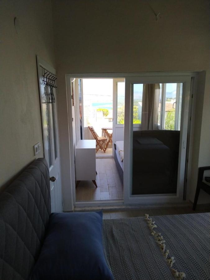 Cesme Burcu Sitesi Yaman Villa Luaran gambar