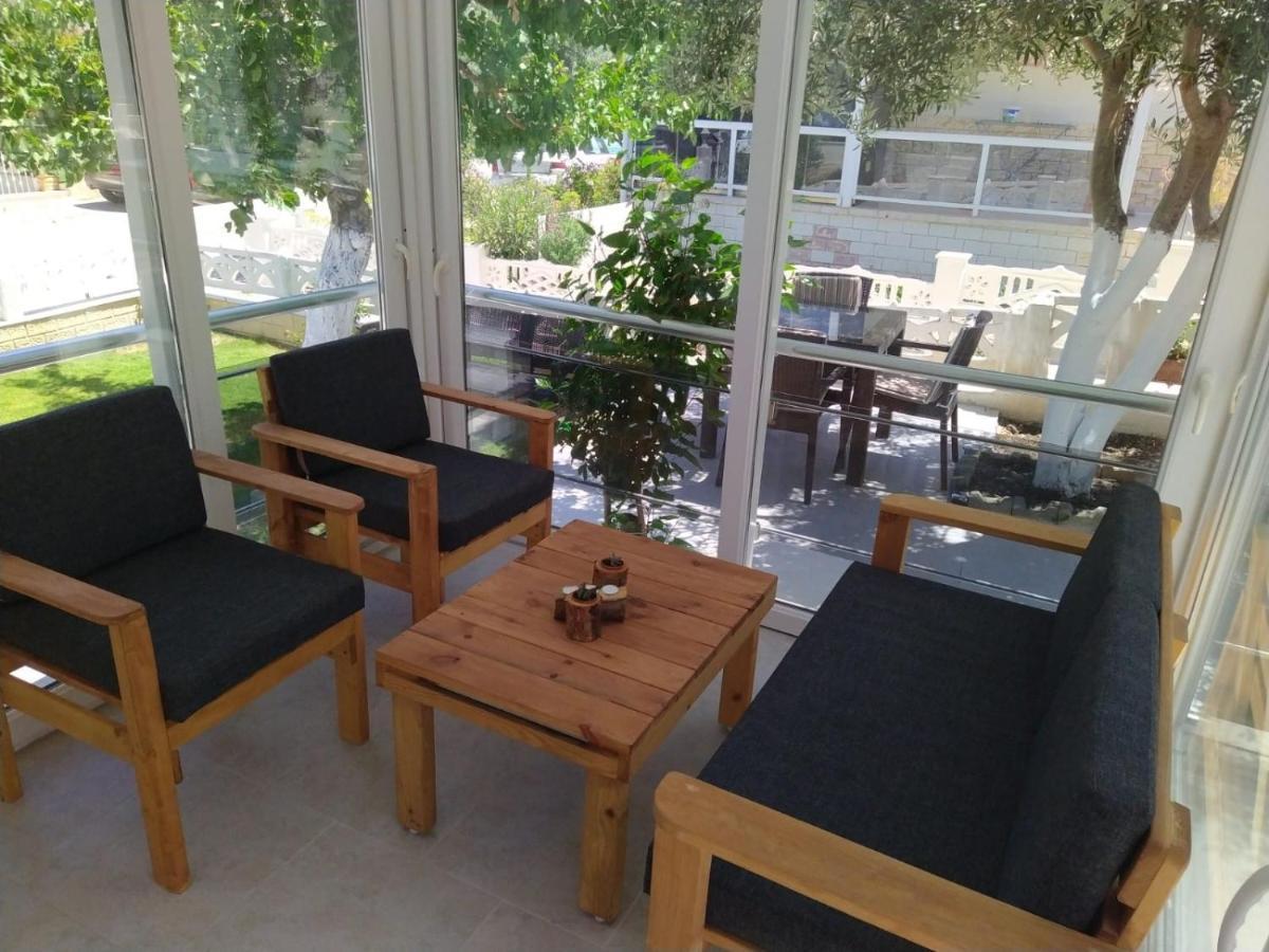 Cesme Burcu Sitesi Yaman Villa Luaran gambar