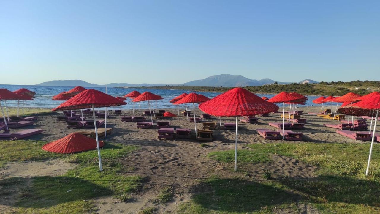 Cesme Burcu Sitesi Yaman Villa Luaran gambar
